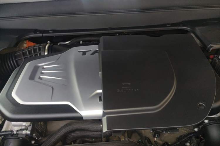 Used Tank 700 New Energy 2024 Hi4-T Extreme Edition Engine Bay