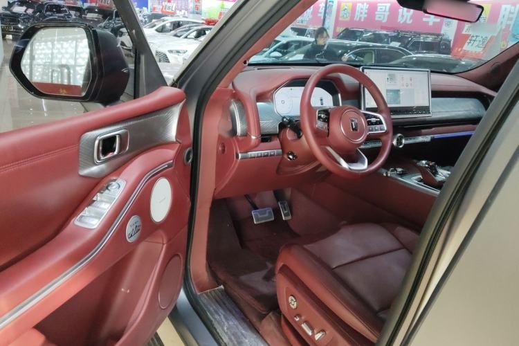 Used Tank 700 New Energy 2024 Hi4-T Extreme Edition Interior 3