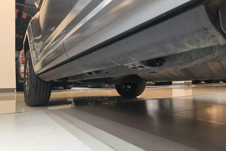 Used Tank 700 New Energy 2024 Hi4-T Extreme Edition Left Side Sill