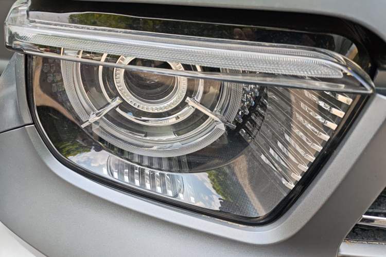 Used Tank 700 New Energy 2024 Hi4-T Extreme Edition Right Front Headlight