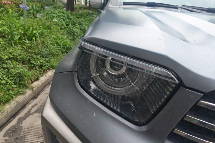 Used Tank 700 New Energy 2024 Hi4-T Extreme Edition Right Front Headlight