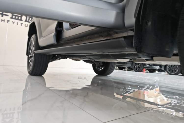 Used Tank 700 New Energy 2024 Hi4-T Extreme Edition Right Side Sill