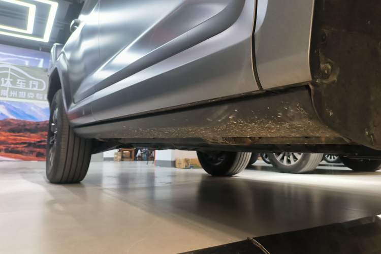 Used Tank 700 New Energy 2024 Hi4-T Extreme Edition Right Side Sill