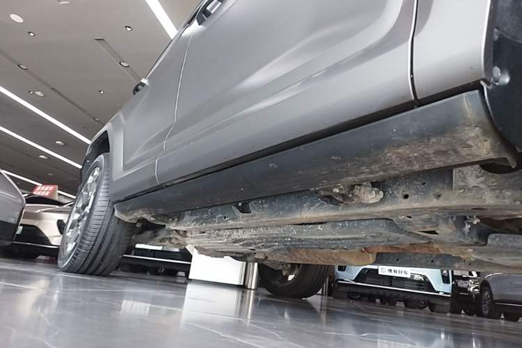 Used Tank 700 New Energy 2024 Hi4-T Extreme Edition Right Side Sill