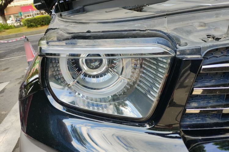 Used Tank 700 New Energy 2024 Hi4-T Extreme Edition Right Front Headlight
