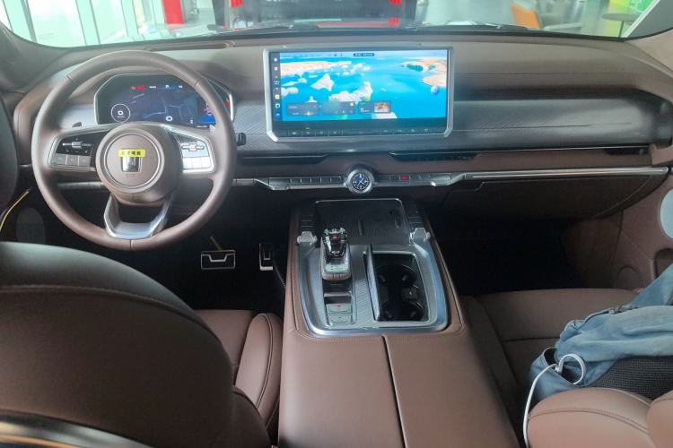 Used Tank 700 New Energy 2024 Hi4-T Extreme Edition Center Console