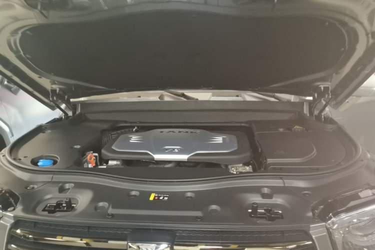 Used Tank 700 New Energy 2024 Hi4-T Extreme Edition Engine Bay