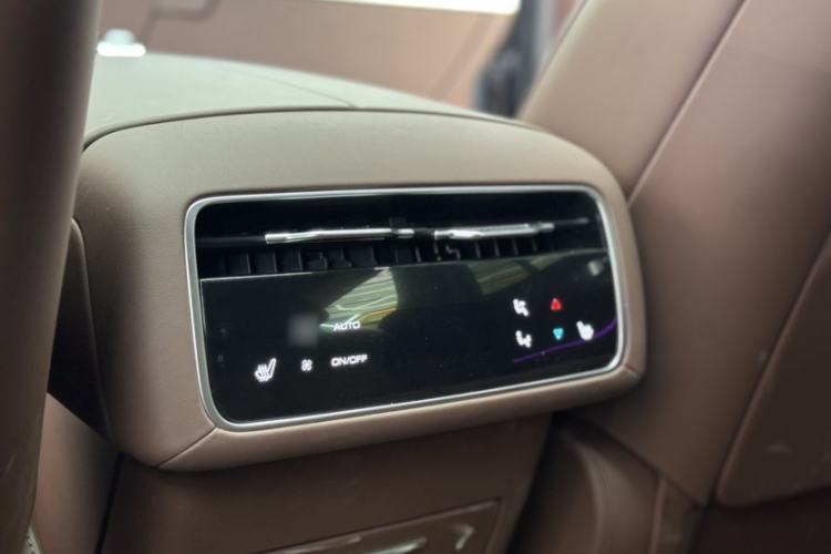 Used Tank 700 New Energy 2024 Hi4-T Extreme Edition Interior 6