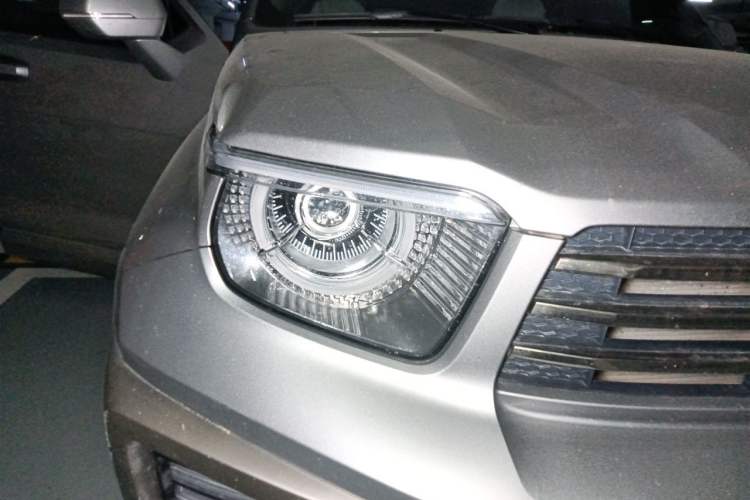 Used Tank 700 New Energy 2024 Hi4-T Ultimate Edition Right Front Headlight