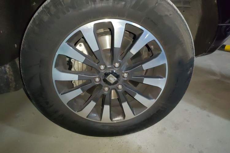 Used Tank 700 New Energy 2024 Hi4-T Extreme Edition Right Front Wheel Hub