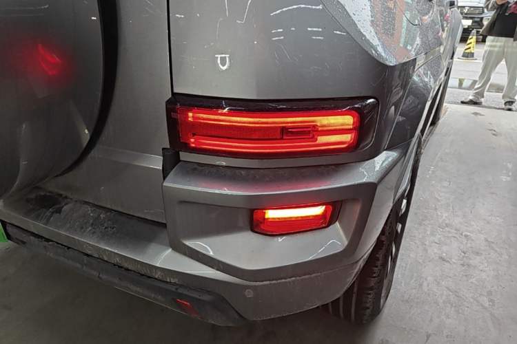 Used Tank 700 New Energy 2024 Hi4-T Extreme Edition Right Rear Taillight