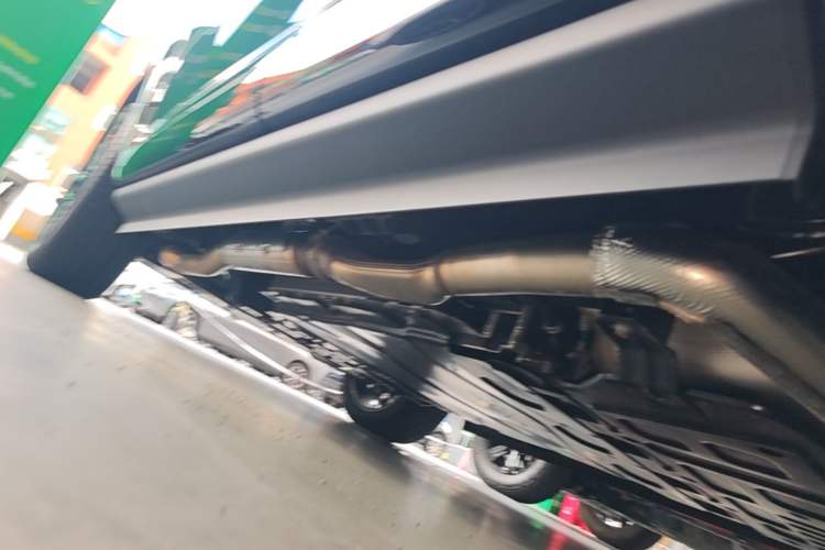 Used Tank 700 New Energy 2026 Model Hi4-Z Ultimate Version Left Side Sill