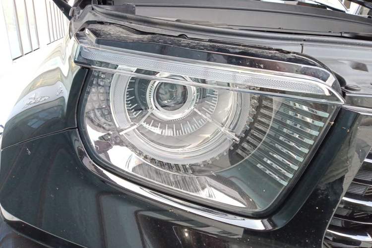 Used Tank 700 New Energy 2026 Model Hi4-Z Ultimate Version Right Front Headlight