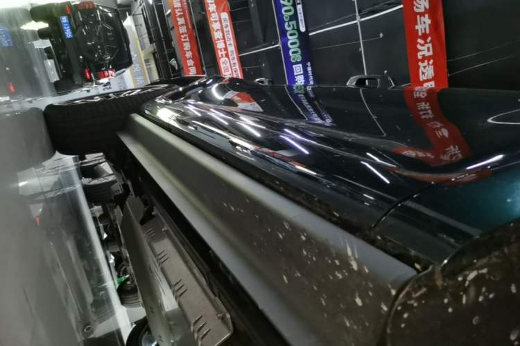 Used Tank 700 New Energy 2026 Model Hi4-Z Extreme Version Right Side Sill
