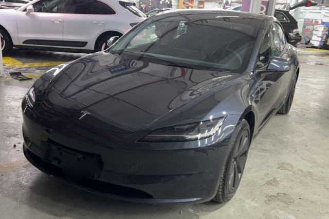 Used Tesla Model 3 2025 Rear-Wheel-Drive Version