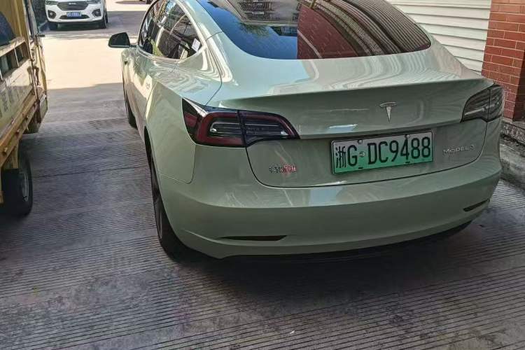 Used Tesla Model 3 2020 Revised Version Standard Range Rear-Wheel Drive – Upgraded Edition Exterior 3