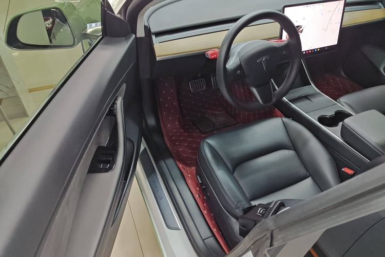 Used Tesla Model 3 2020 Revised Version Standard Range Rear-Wheel Drive – Upgraded Edition Interior 2