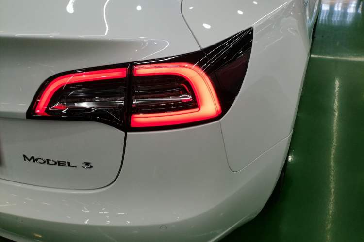 Used Tesla Model 3 2020 Standard Range Rear-Wheel Drive Upgraded Version Exterior 2