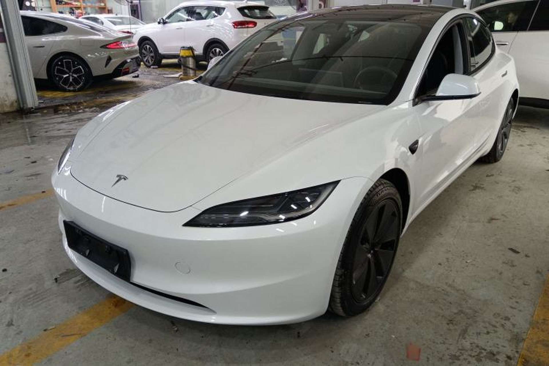 Used Tesla Model 3 2025 Rear-Wheel-Drive Version Front Left 45 Deg