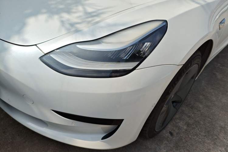 Used Tesla Model 3 2019 Standard Range Rear-Wheel Drive Upgraded Version (60 kWh) Left Front Headlight