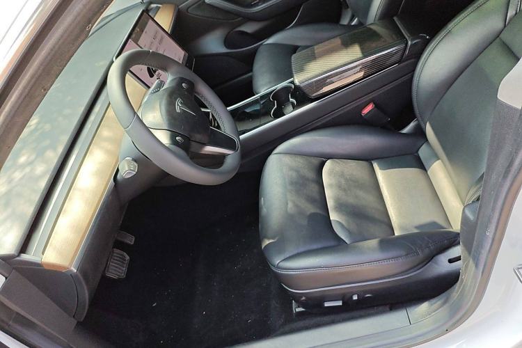 Used Tesla Model 3 2019 Standard Range Rear-Wheel Drive Upgraded Version (60 kWh) Left Front Seat