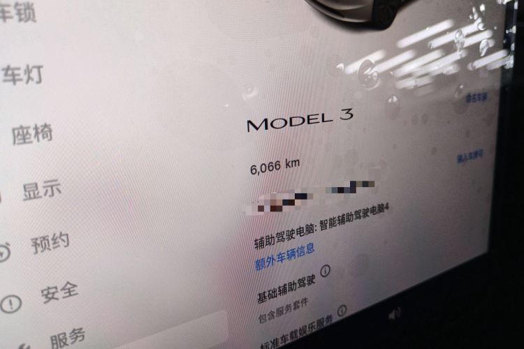 Used Tesla Model 3 2025 Rear-Wheel-Drive Version Odometer Close Up