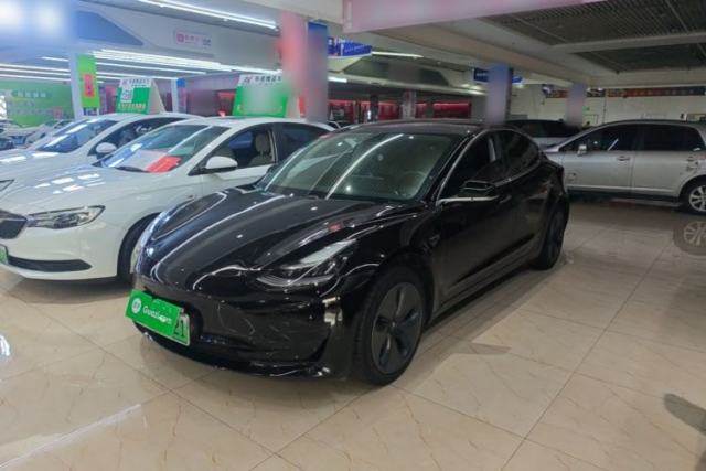 Ojetý Tesla Model 3 2019 Standard Range Rear-Drive Upgraded Version