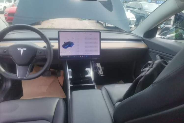 Used Tesla Model 3 2019 Long-Range All-Wheel-Drive Version Audio And AC Panel
