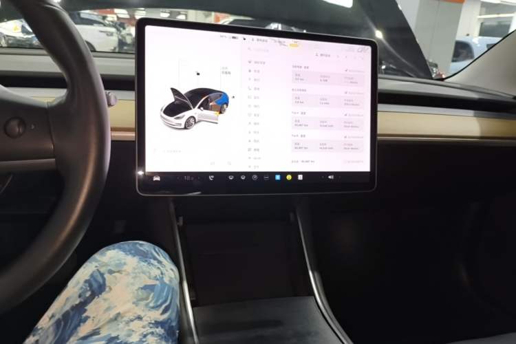 Used Tesla Model 3 2019 Long-Range All-Wheel-Drive Version Audio And AC Panel