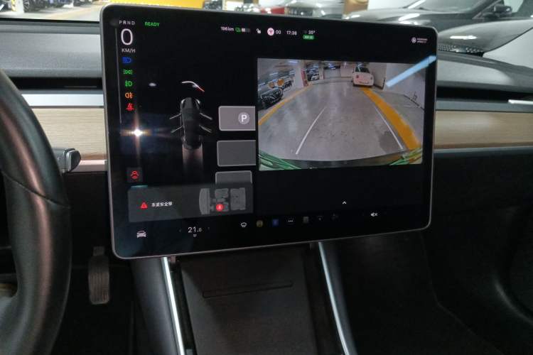 Used Tesla Model 3 2019 Long-Range Rear-Wheel-Drive Version Audio And AC Panel
