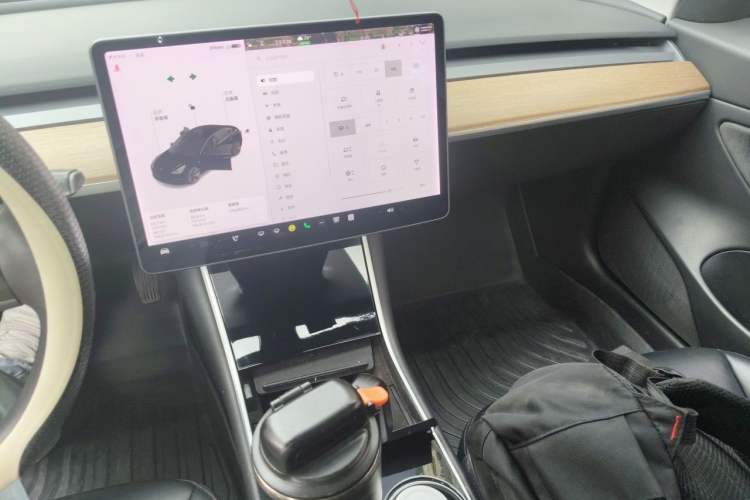 Used Tesla Model 3 2019 Standard Range Rear-Wheel Drive Upgraded Version (60 kWh) Audio And AC Panel