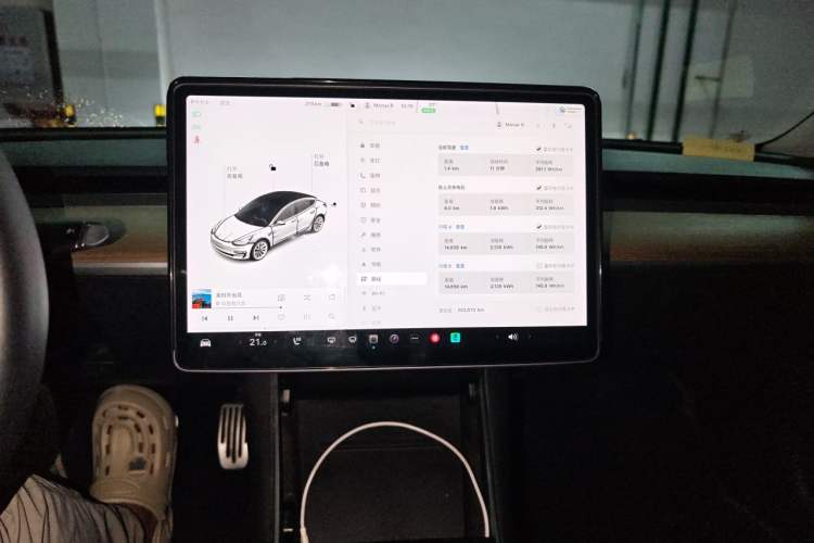Used Tesla Model 3 2019 Long-Range Rear-Wheel-Drive Version Audio And AC Panel
