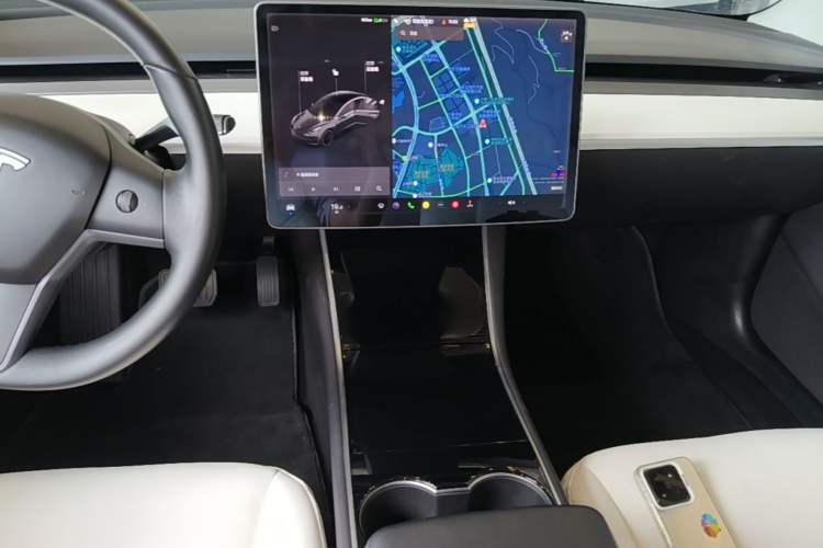Used Tesla Model 3 2019 Long-Range All-Wheel-Drive Version Audio And AC Panel
