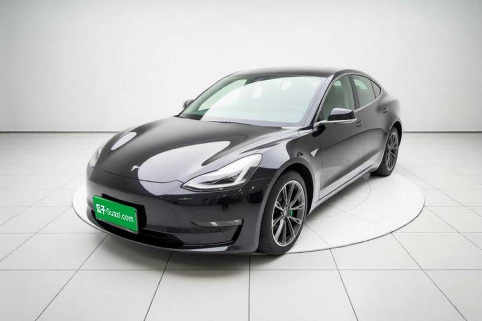 Tesla Model 3 2019