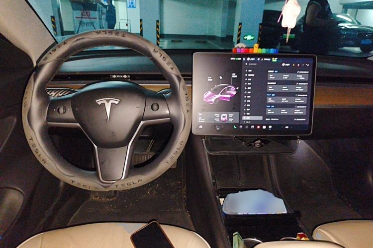 Used Tesla Model 3 2019 Long-Range Rear-Wheel-Drive Version Center Console