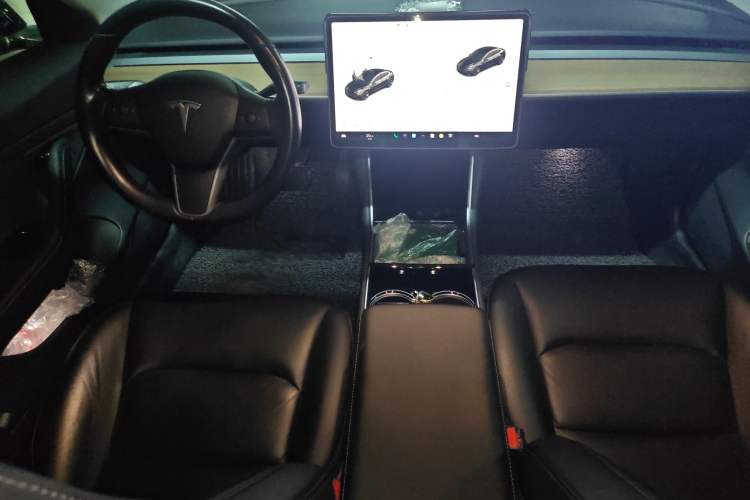 Used Tesla Model 3 2019 Long-Range Rear-Wheel-Drive Version Center Console