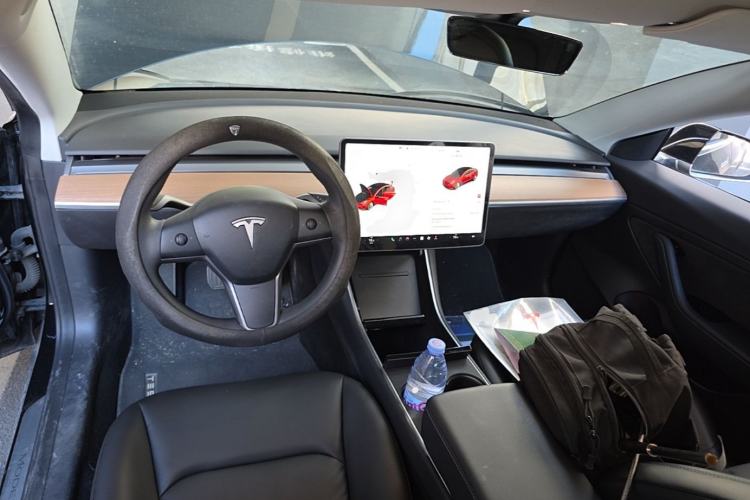 Used Tesla Model 3 2019 Standard Range Rear-Drive Upgraded Version Center Console