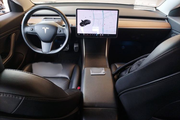 Used Tesla Model 3 2019 Long-Range Rear-Wheel-Drive Version Center Console