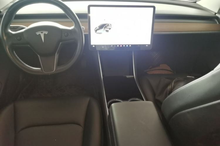 Used Tesla Model 3 2019 Long-Range Rear-Wheel-Drive Version Center Console