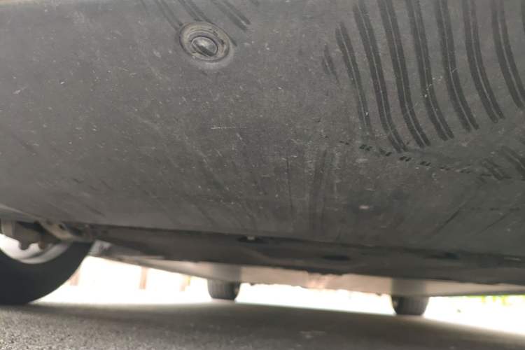 Used Tesla Model 3 2019 Long-Range Rear-Wheel-Drive Version Chassis Front