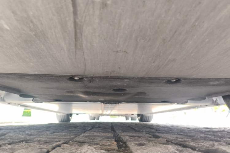 Used Tesla Model 3 2019 Standard Range Rear-Drive Upgraded Version Chassis Front