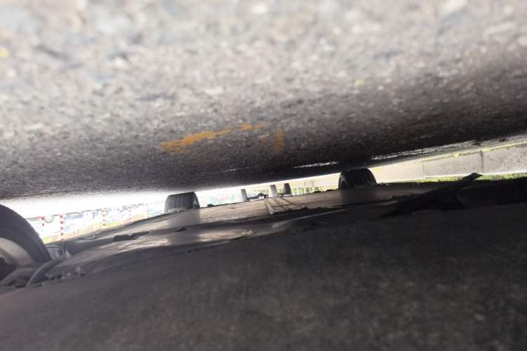 Used Tesla Model 3 2019 Long-Range All-Wheel-Drive Version Chassis Front