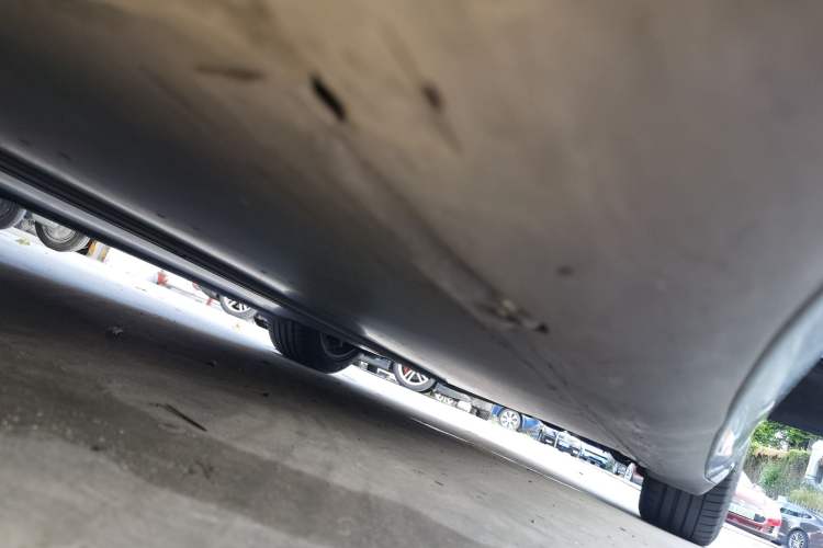 Used Tesla Model 3 2019 Standard Range Rear-Drive Upgraded Version Chassis Front Left