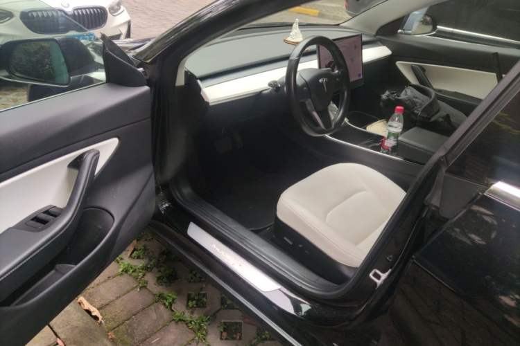 Used Tesla Model 3 2019 Long-Range Rear-Wheel-Drive Version Driver Seat