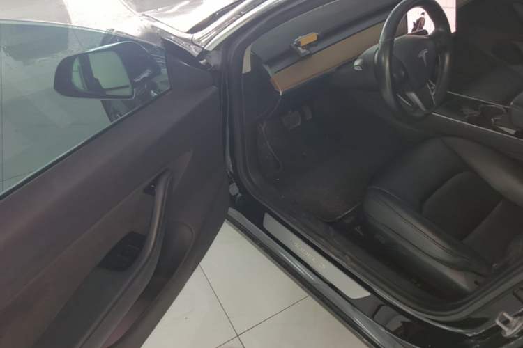 Used Tesla Model 3 2019 Long-Range Rear-Wheel-Drive Version Driver Seat