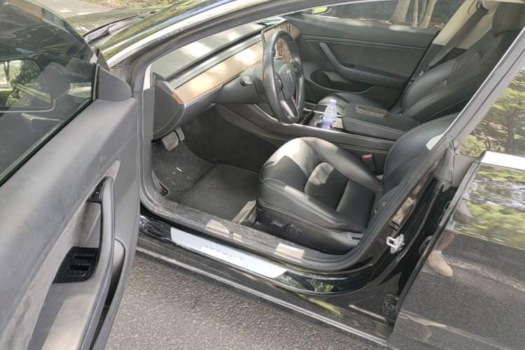 Used Tesla Model 3 2019 Long-Range Rear-Wheel-Drive Version Driver Seat