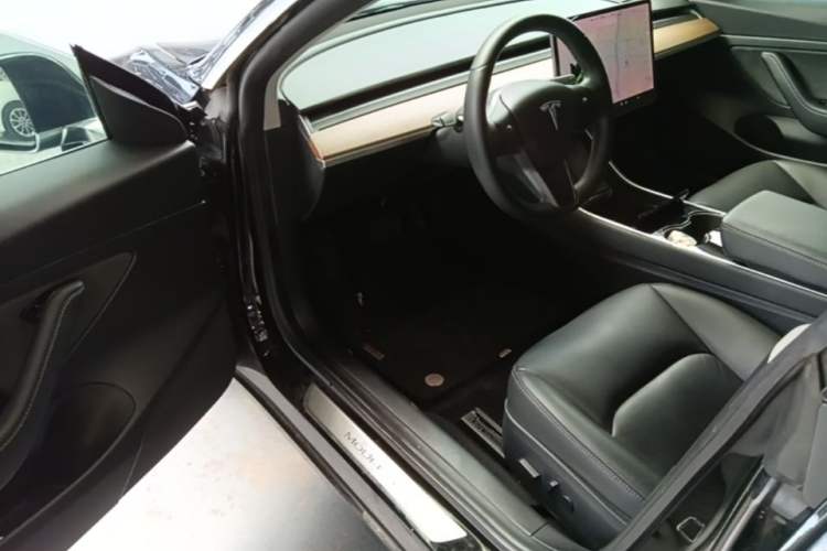 Used Tesla Model 3 2019 Standard Range Rear-Drive Upgraded Version Driver Seat