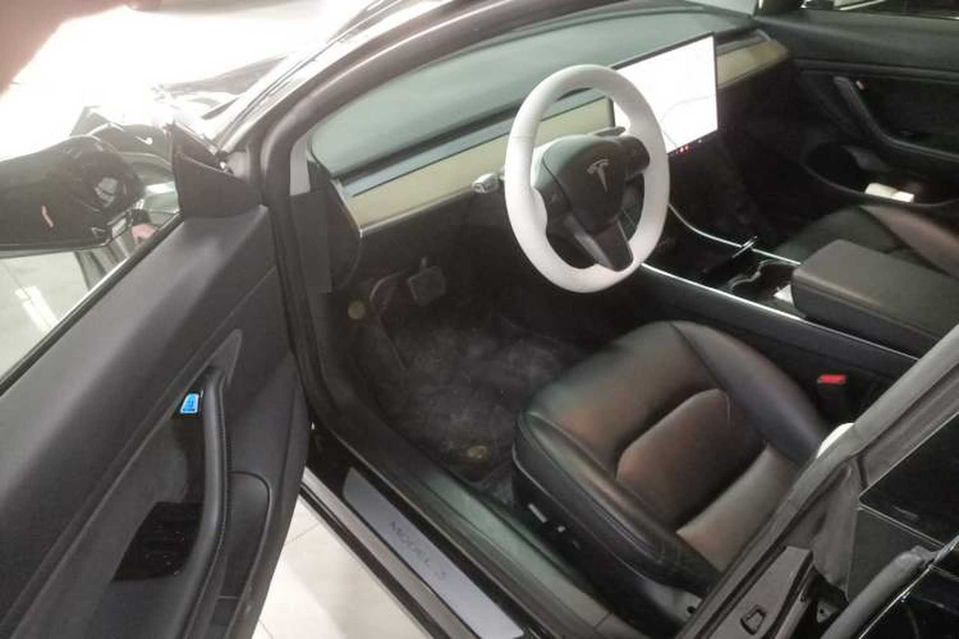 Used Tesla Model 3 2019 Long-Range Rear-Wheel-Drive Version Driver Seat