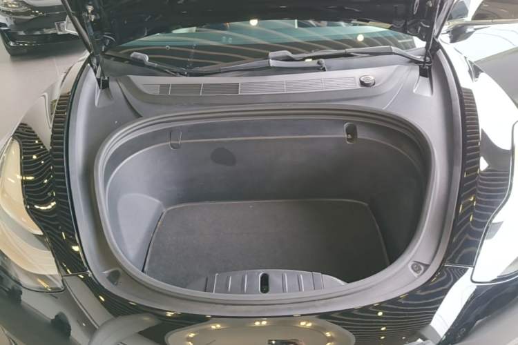 Used Tesla Model 3 2019 Long-Range All-Wheel-Drive Version Engine Bay