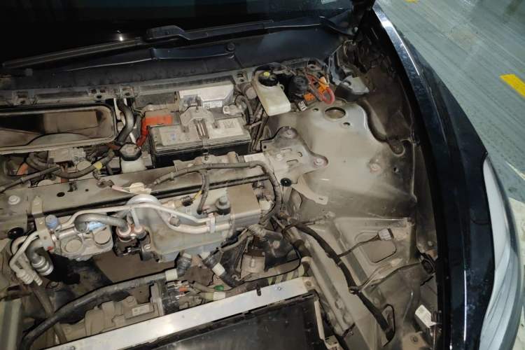 Used Tesla Model 3 2019 Standard Range Rear-Drive Upgraded Version Engine Bay Left